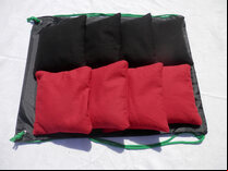 Set of 8 Cornbag Bean Bags for Cornboard / Cornhole in 2 colours [Red and Black]